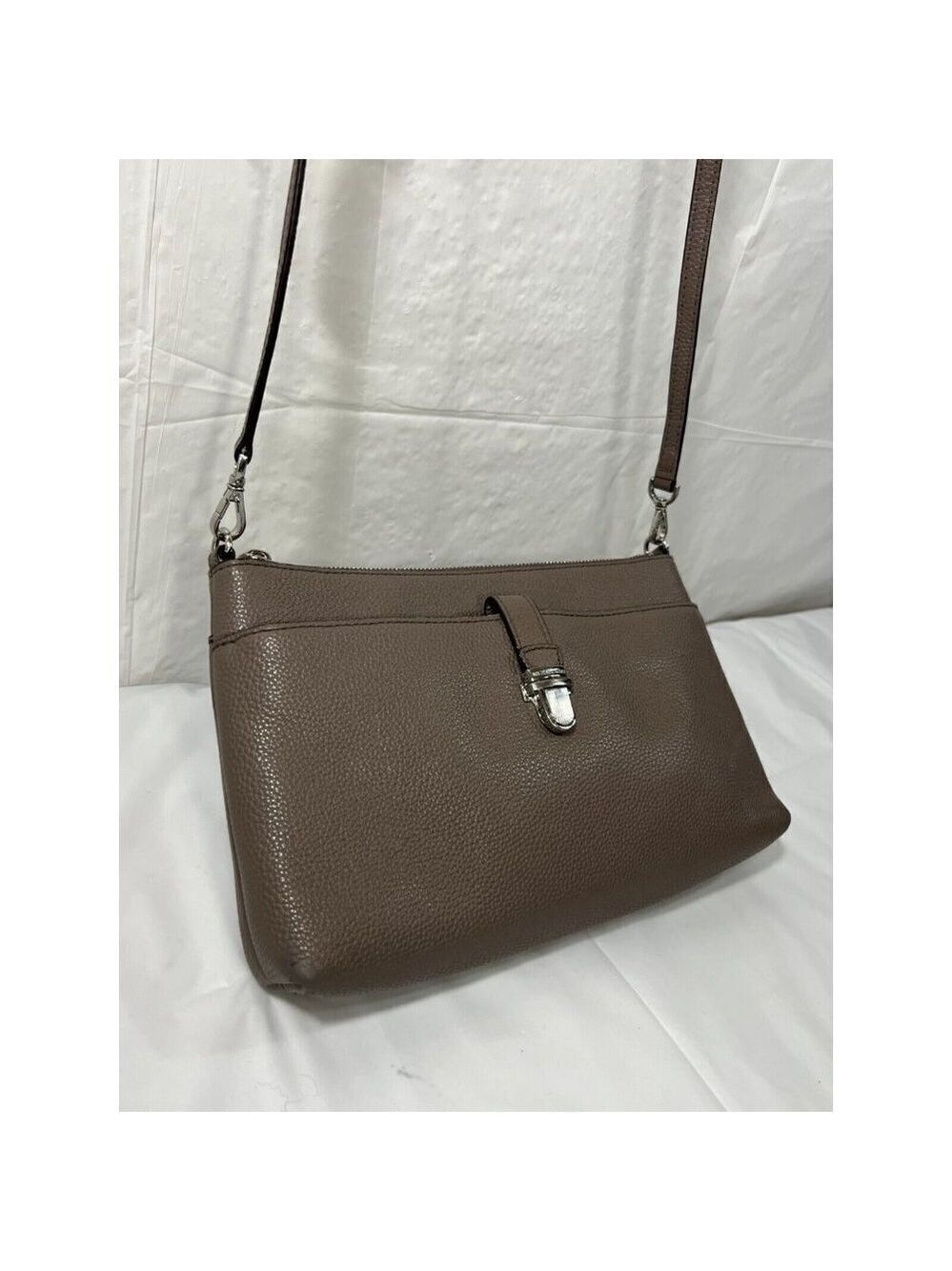 Michael Kors Mercer Large Snap Pocket Crossbody taupe - Picture 16 of 16
